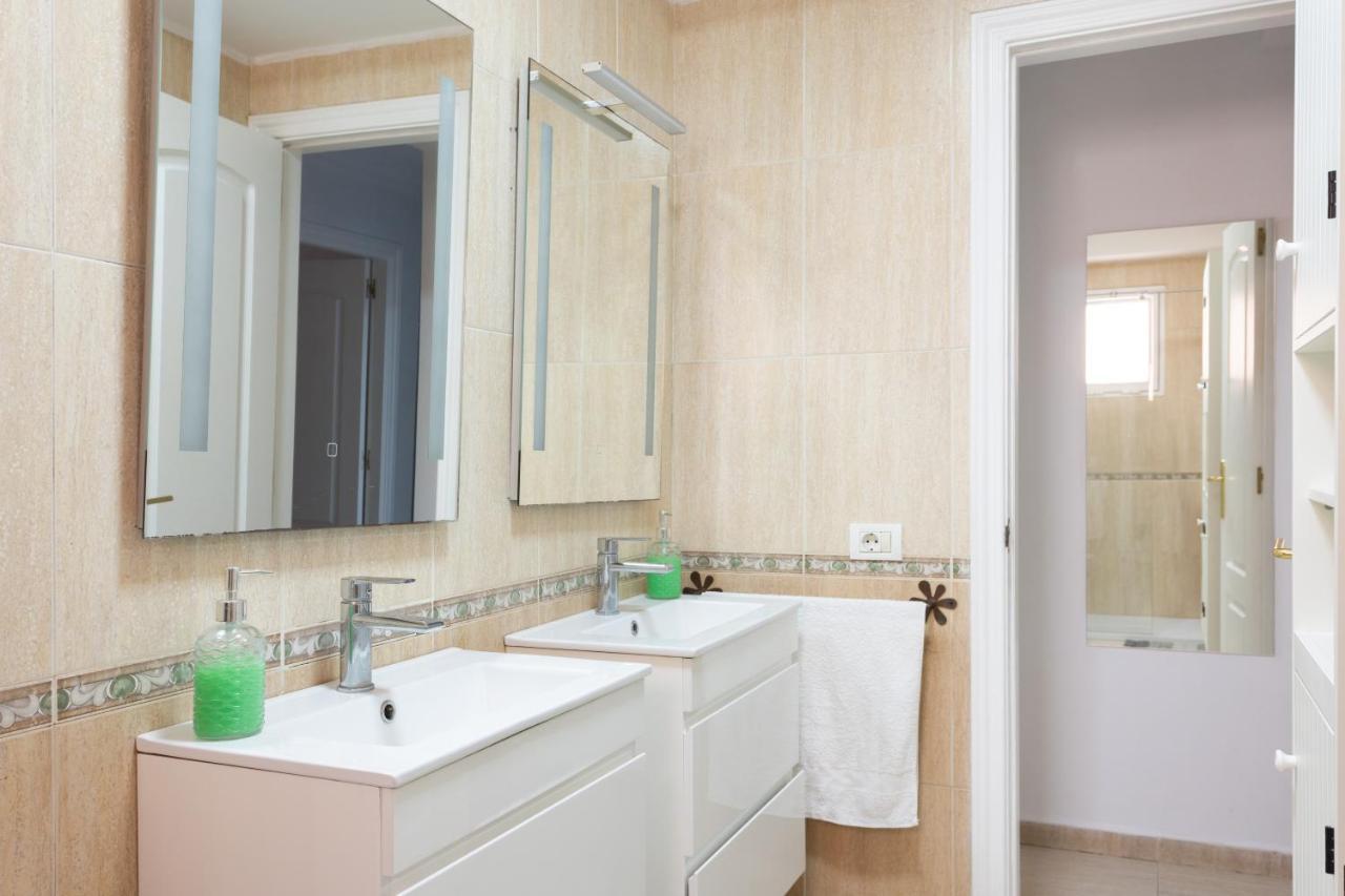 Home2Book Fantastic 160M2 Terrace Flat & Bbq Radazul Buitenkant foto